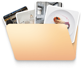PhotoCircle bulk download dialog with selected photos ready to save.